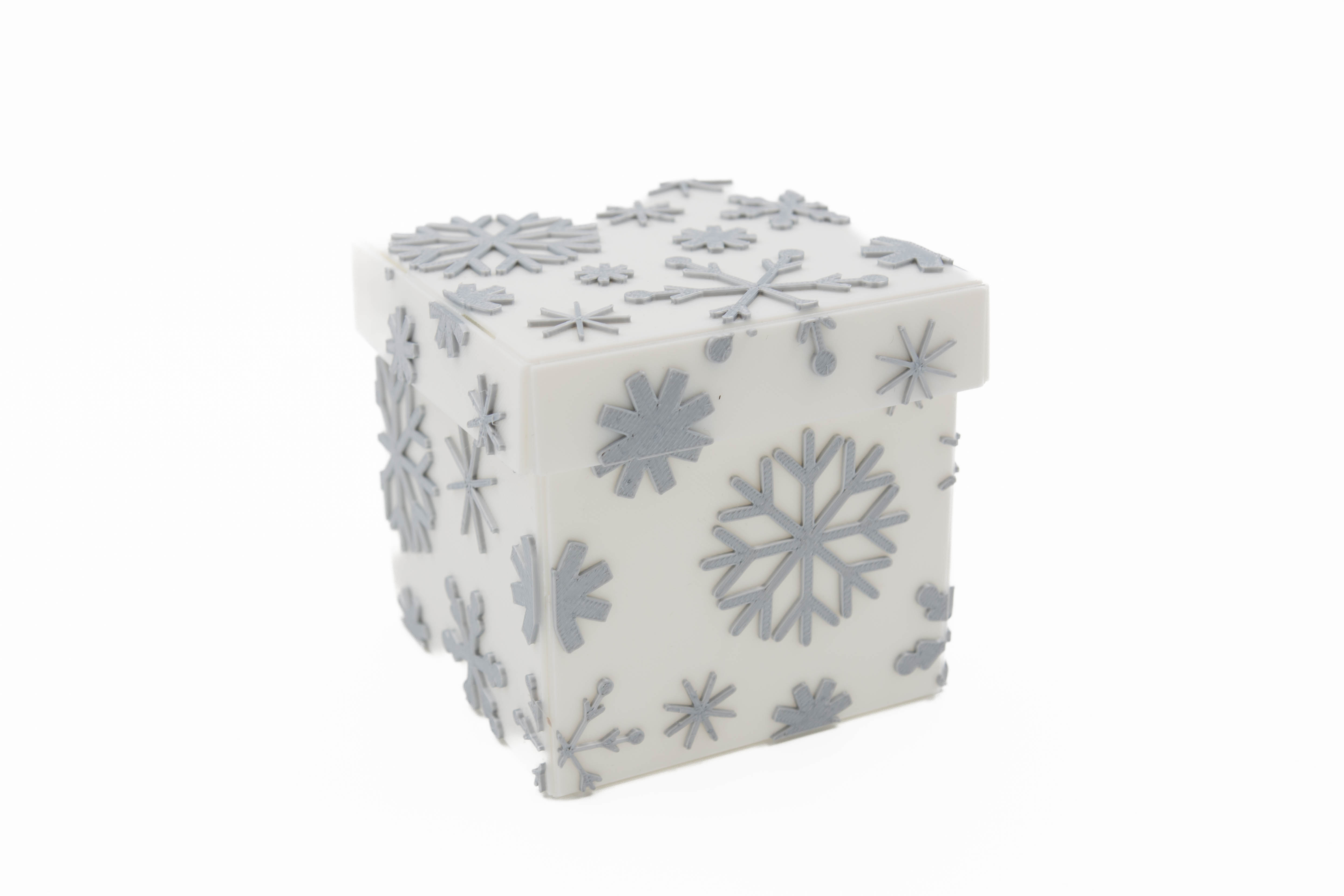 Cutiuta cadou cu fulgi de zapada